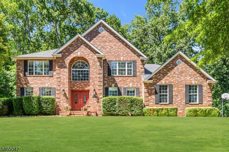4 Scott Dr, Monroe Twp.