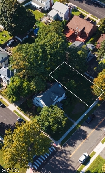 303 3rd street, Clifton City