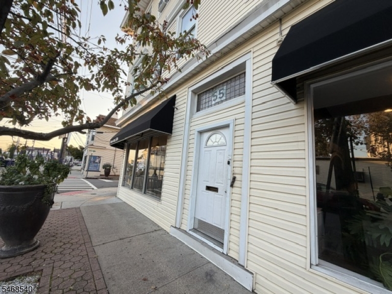 55 Kingsley St Unit 2R, West Orange Twp.