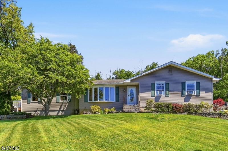 278 Decker Pond Rd, Green Twp.