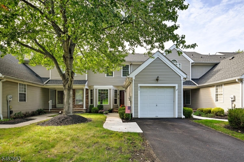 275 Morning Glory Ct, Readington Twp.