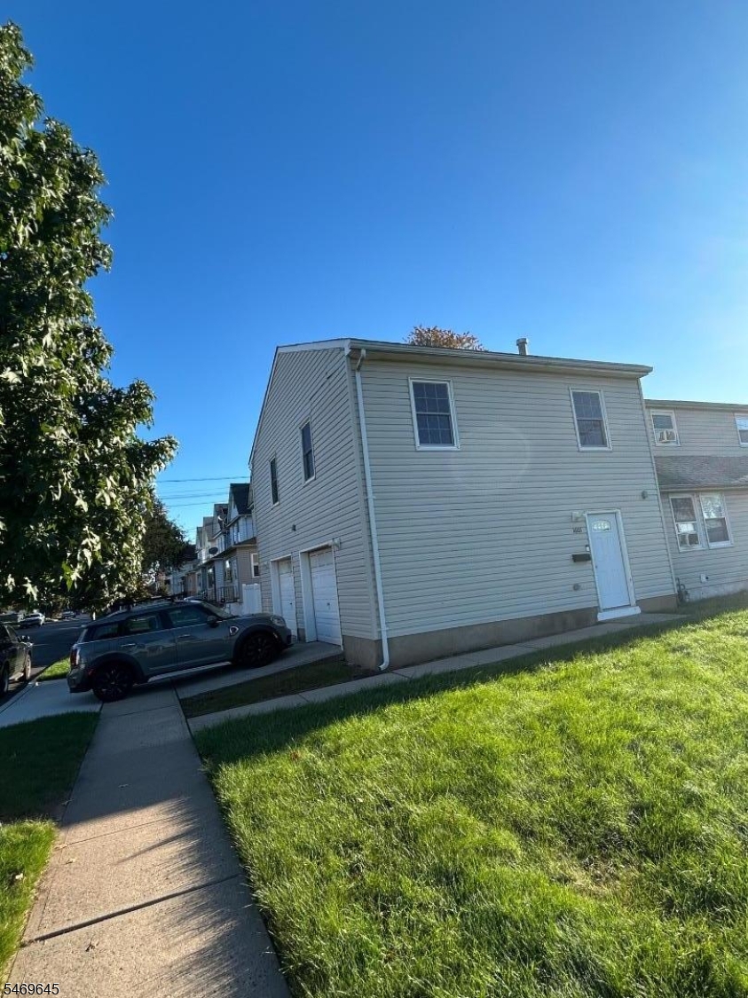 1601 S Stiles St, Linden City