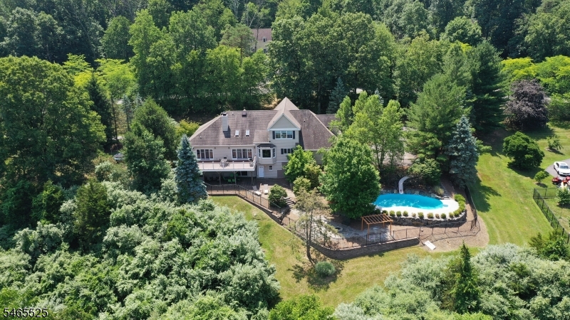 3 Shenandoah Ct, Washington Twp.