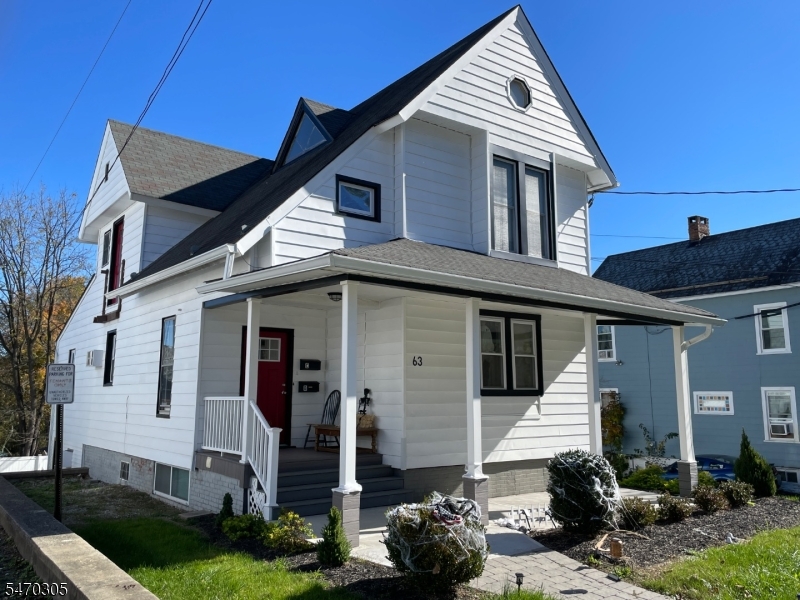 63 Trinity St Unit B, Newton Town