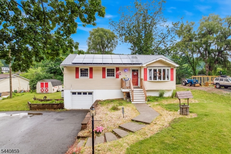194 Decker Pond Rd, Green Twp.