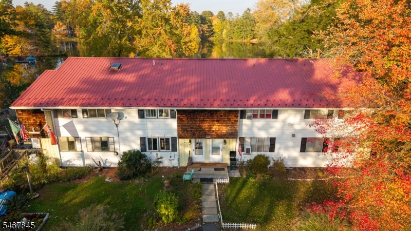 109 B North Shore Pt O2 Unit B, Montague Twp.