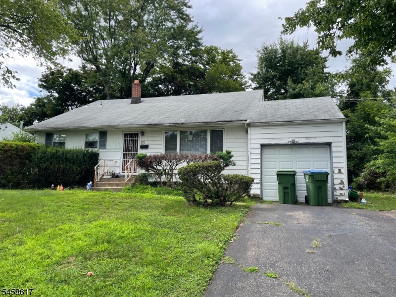 25 Eardley Rd, Edison Twp.