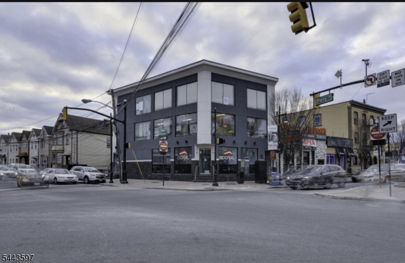 8 Wilson Ave, Newark City