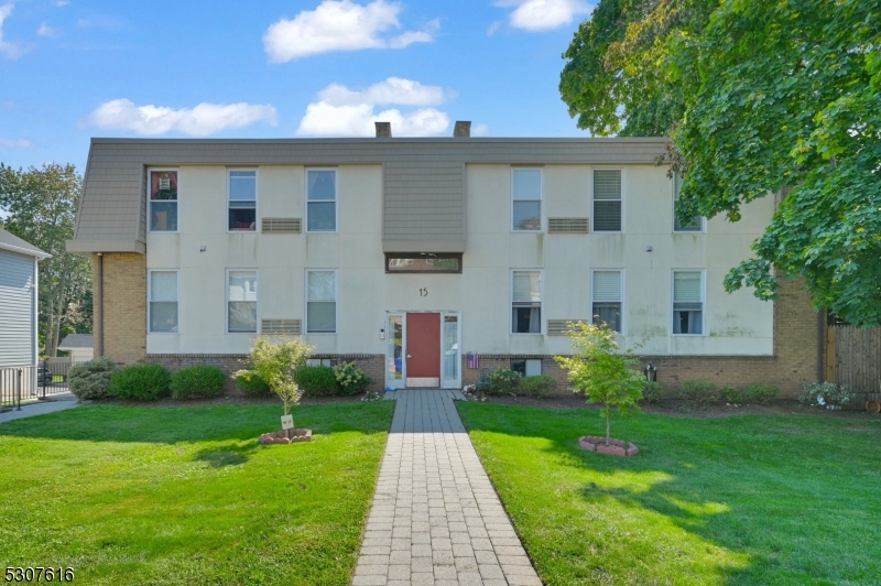 15 Forest St Unit 8, Montclair Twp.