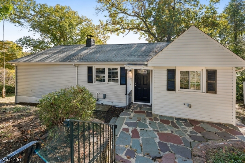 30 Sunset Trl, Rockaway Twp.