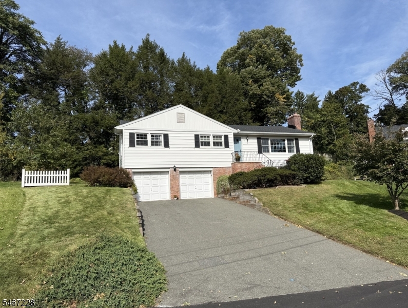 9 Harrison Ct, Summit City