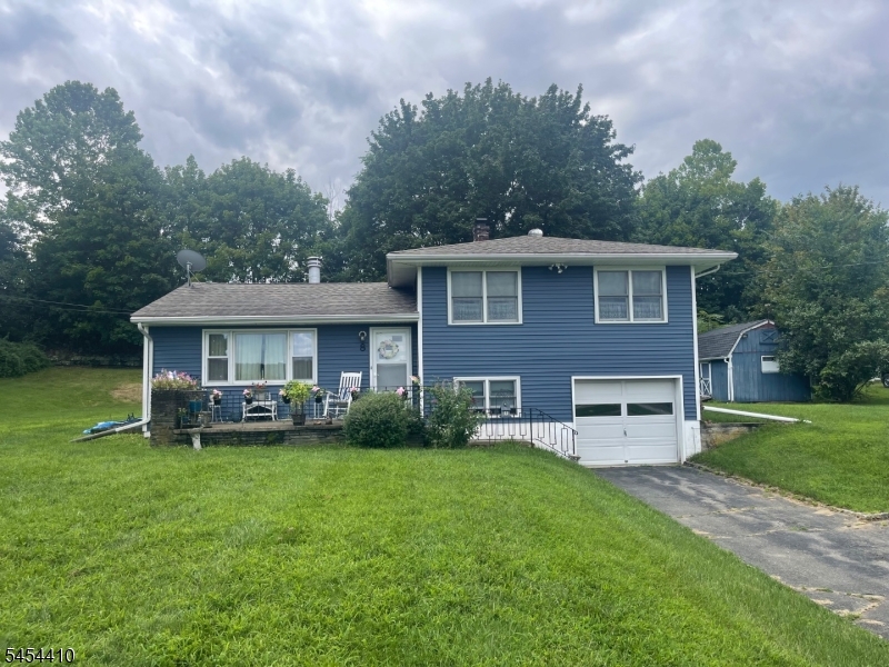8 Regina Ln, Independence Twp.