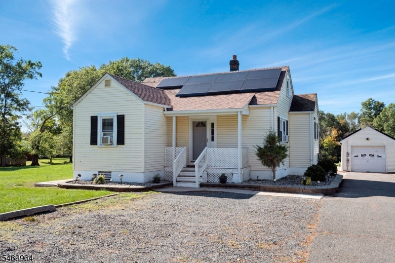 57 N Willow Rd, Hillsborough Twp.
