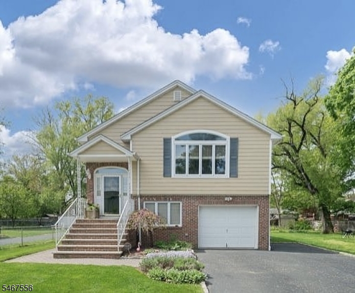 18 Cory Rd, Morris Twp.