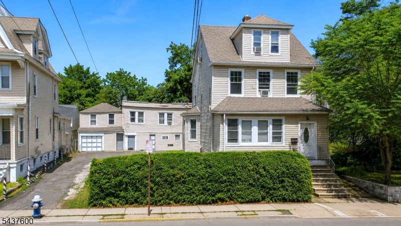 43 Becker Ter, Irvington Twp.