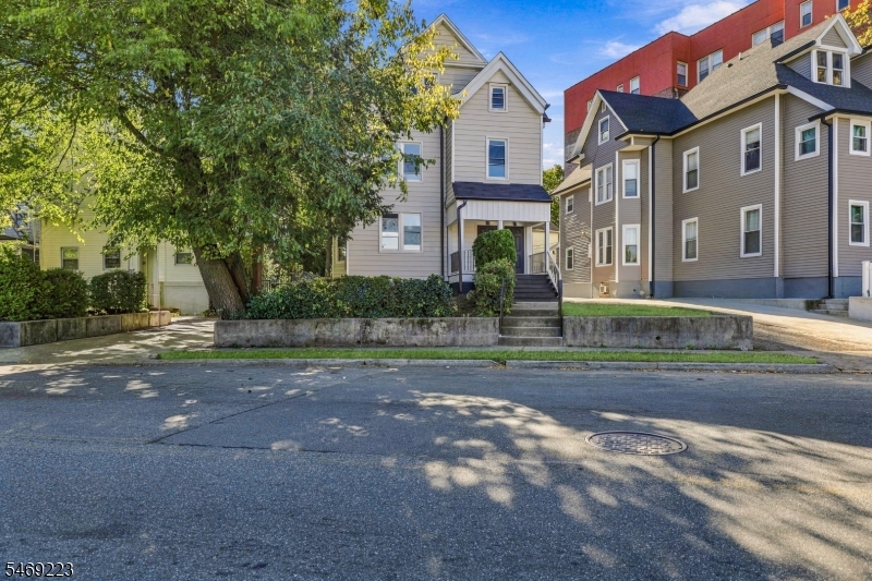 75 Washington St, East Orange City