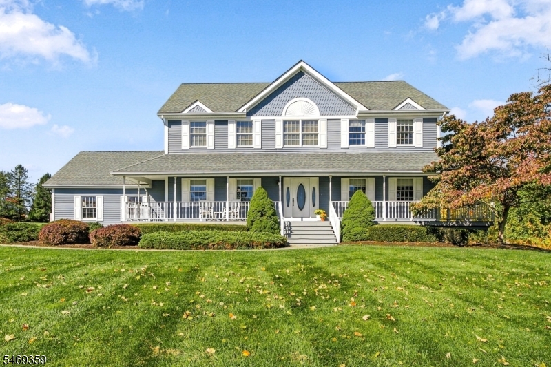 4 Richmond Hill Dr, Sparta Twp.