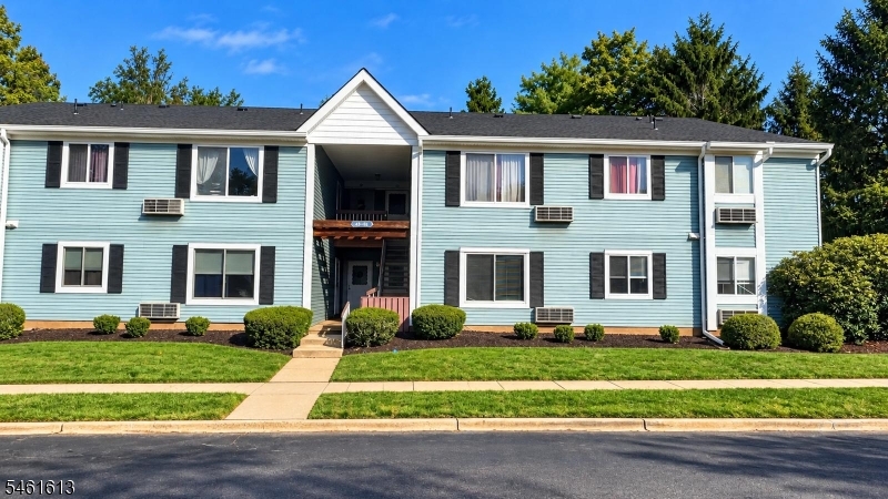 52 Norwich Pl, Franklin Twp.