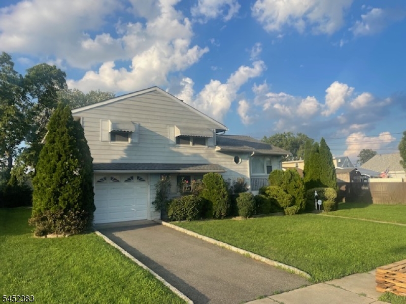 100 Wortylko St, Carteret Boro