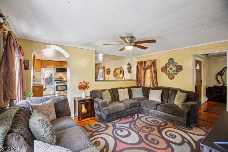 369 Queens Ct, Ridgewood Village