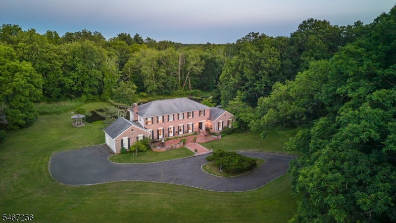 650 Woodland Ave, Harding Twp.