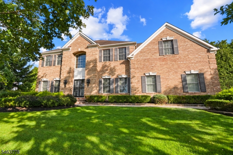 5 Nalesnik Dr, Fairfield Twp.