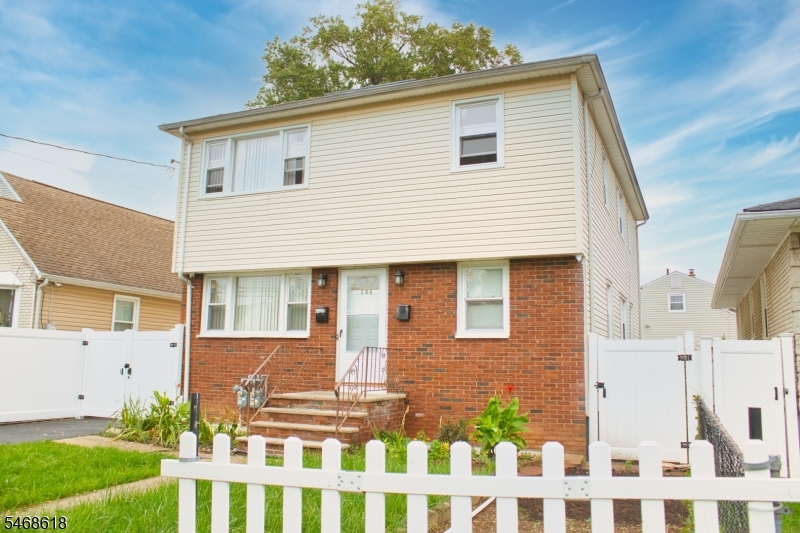 504 Chandler Ave Unit 2, Linden City