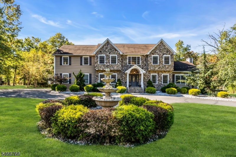 889 Country Club Rd, Bridgewater Twp.