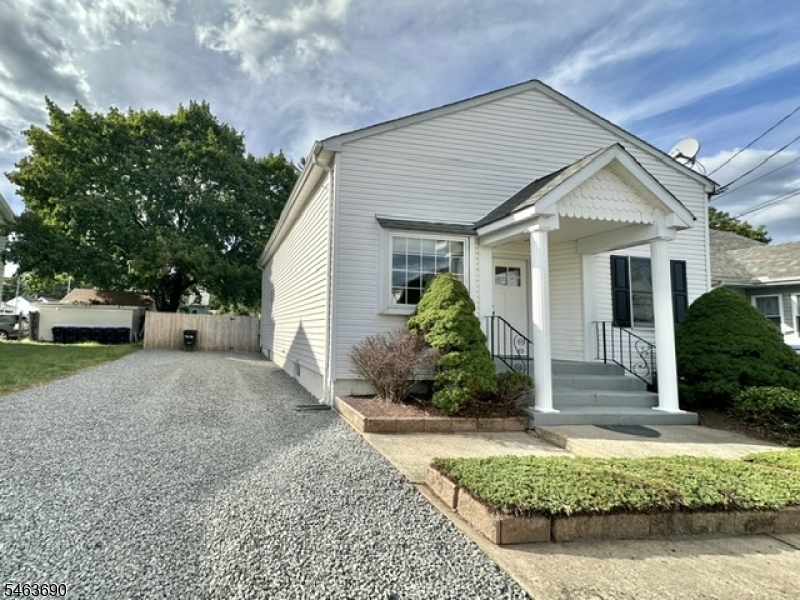 80 Main St, East Brunswick Twp.