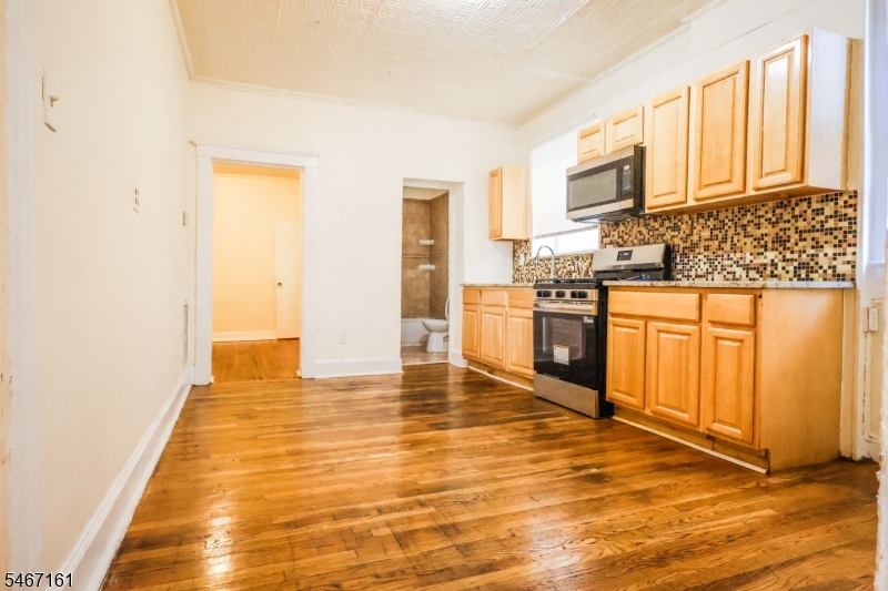 132 Telford St Unit 1, Newark City