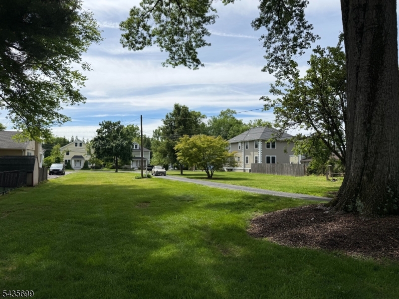 72 Central Ave Unit 2B, Madison Boro