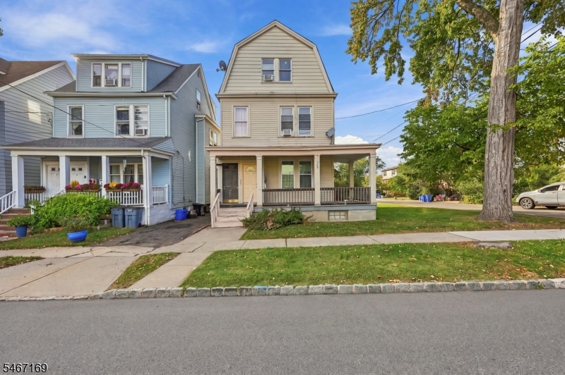 61 Spring St, Bloomfield Twp.