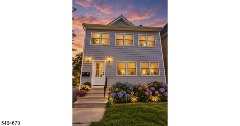 23 Mill St Unit 2, Bloomfield Twp.