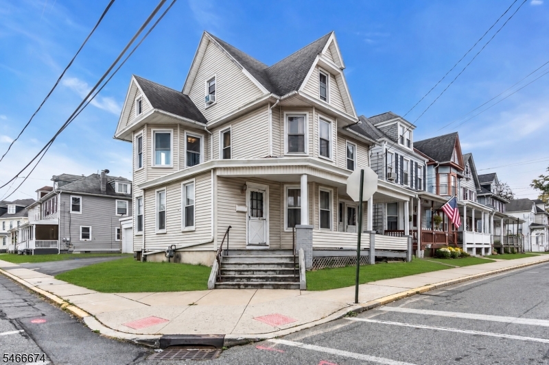 56 Summit Ave, Phillipsburg Town