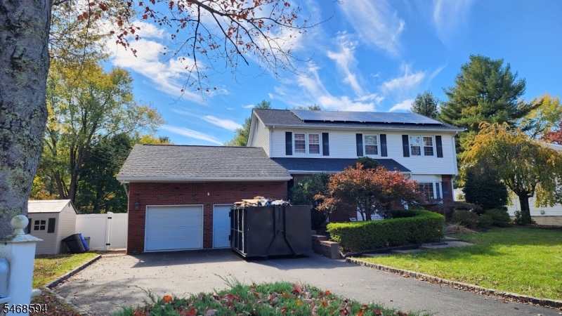 15 Sweetwood Ct, Parsippany-Troy Hills Twp.