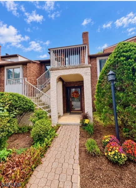 900 Valley Rd Unit 3, Clifton City