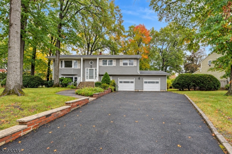 34 West Parkway, Pequannock Twp.
