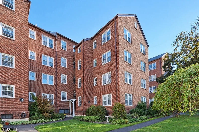 217 Prospect Ave Unit 2A, Cranford Twp.