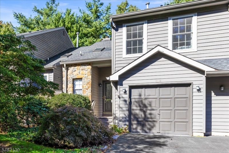 44 Watertown Ct, Montgomery Twp.