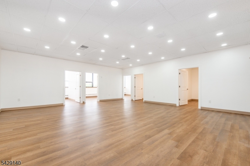 280 S Harrision St, East Orange City