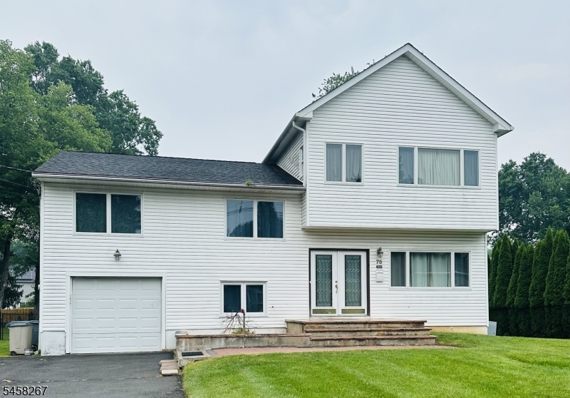 75 S Ashby Ave, Livingston Twp.