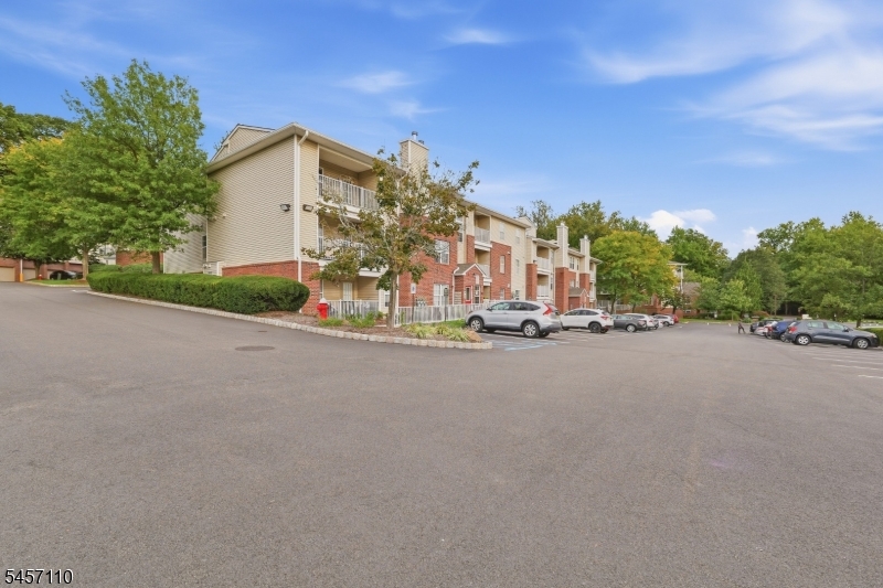 1301 Schindler Ln Unit 1301, Wayne Twp.