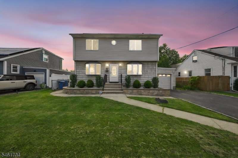 126 Martin Dr, South Plainfield Boro