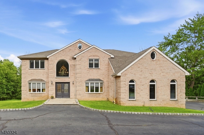 27 Sparrowbush Rd, Mahwah Twp.
