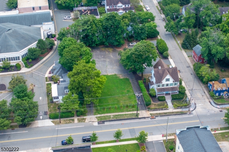12 W Main St, Mendham Boro