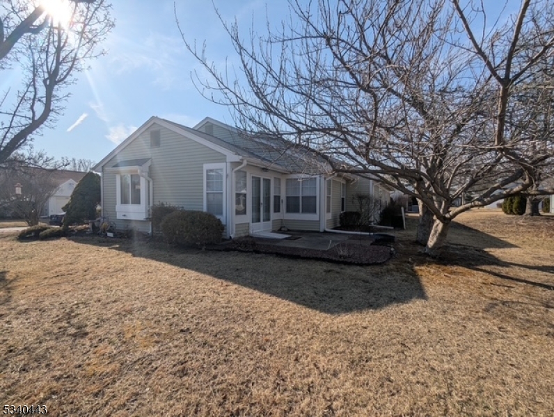 1109 Buckingham Dr, Manchester Twp.