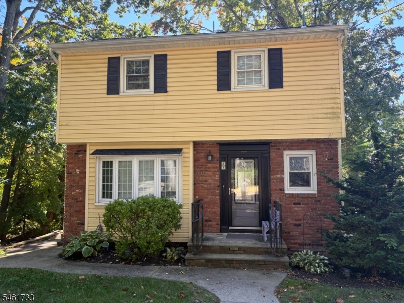 57 Lakeside Trl, Kinnelon Boro