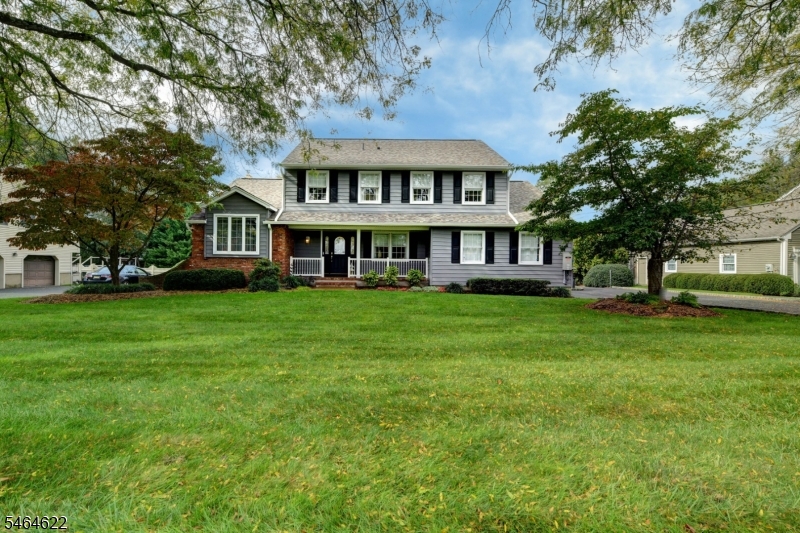 31 W End Ave, Pequannock Twp.