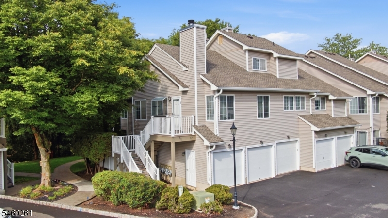 10 Stevens Ct, Bedminster Twp.