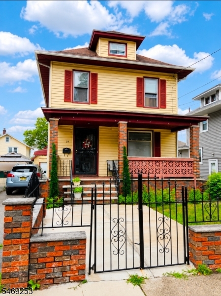 39 Hollywood Ave, Hillside Twp.